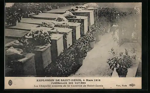 AK Paris, Explosion de Saint-Denis, 4 Mars 1916, Funerailles des Victimes, La Chapelle ardente de la Caserne