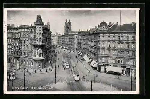 AK Magdeburg, Hasselbachplatz mit Strassenbahn und Passanten