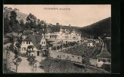 AK Pappenheim, Strassenpartie mit Heilstätte aus der Vogelschau