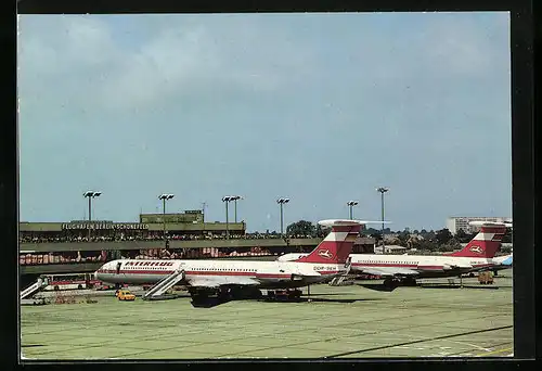 AK Berlin-Schönefeld, Flughafen, Flugzeuge am Boden