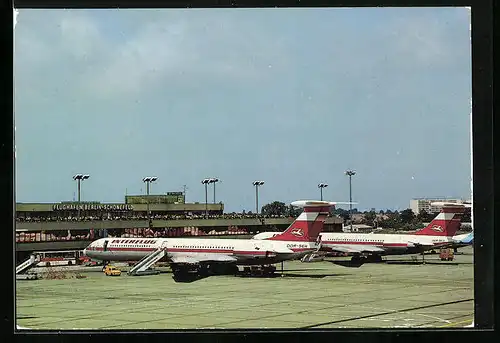 AK Berlin-Schönefeld, Flughafen, Flugzeuge am Boden