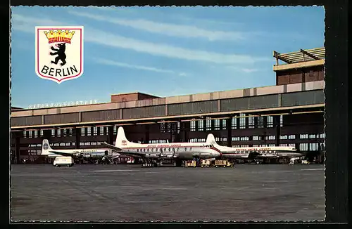 AK Berlin, Zentralflughafen Tempelhof mit Flugzeugen bei der Abfertigung