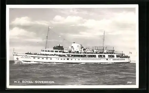 AK Passagierschiff M. V. Royal Sovereign, auf hoher See