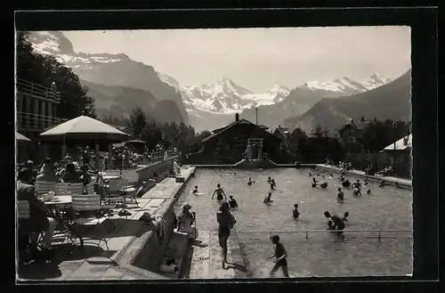 AK Wengen, Schwimmbad und Gebirgspanorama