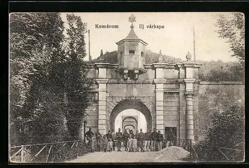 AK Komarom, Uj varkapu