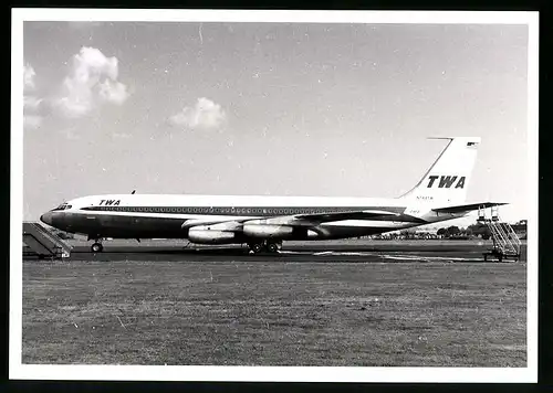 Fotografie Flugzeug Boeing 707, Passagierflugzeug der TWA, Kennung N744TW