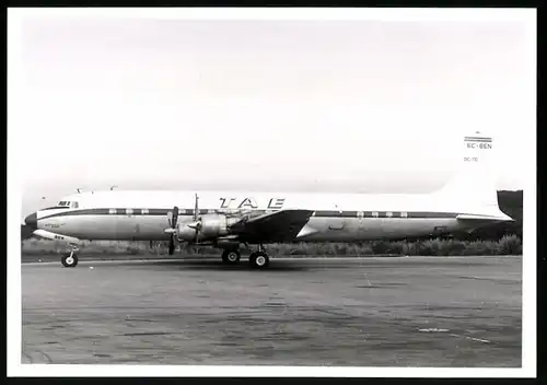 Fotografie Flugzeug Douglas DC-7, Passagierflugzeug der TAE, Kennung EC-BEN