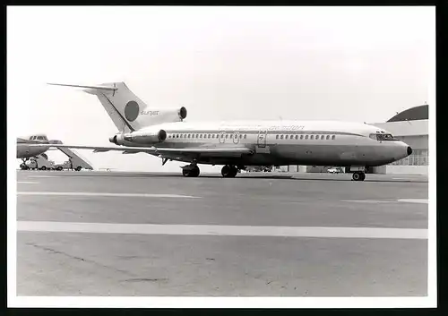 Fotografie Flugzeug Boeing 727, Passagierflugzeug der Transair Sweden, Kennung SE-DDO