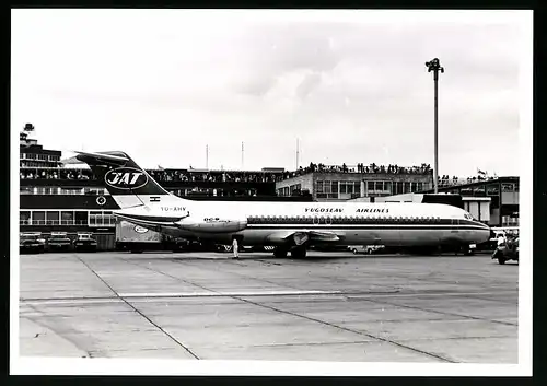 Fotografie Flugzeug Douglas DC-9, Passagierflugzeug der Yugoslav Airlines, Kennung YU-AHV