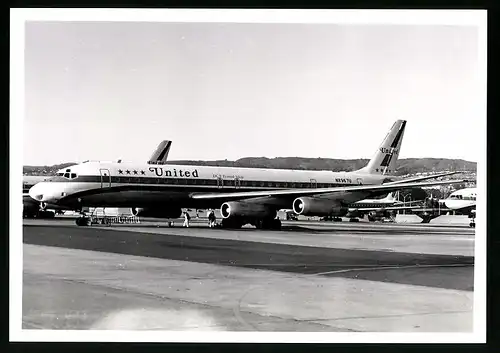 Fotografie Flugzeug Douglas DC-8, Passagierflugzeug der United, Kennung N8967U