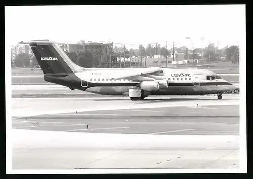 Fotografie Flugzeug Schulterdecker, Passagierflugzeug der US Air, Kennung N16SUS