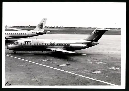 Fotografie Flugzeug Douglas DC-9, Passagierflugzeug der TTA, Kennung N1304T