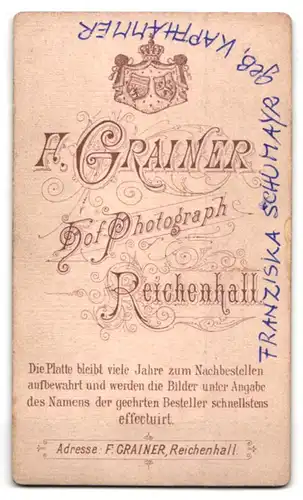 Fotografie F. Grainer, Reichenhall, Ältere Dame mit zurückgebundenem Haar