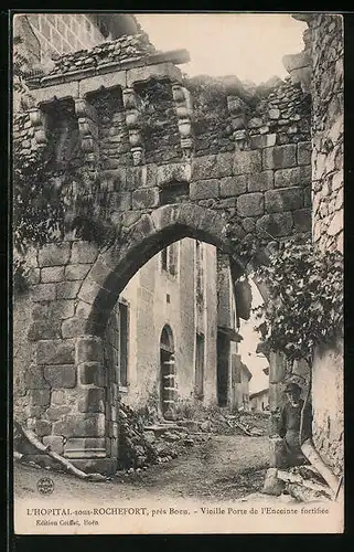 AK L`Hopital-sous-Rochefort, Vieille Porte de l`Enceinte fortifiée
