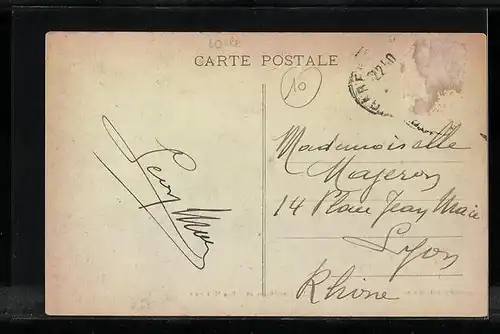 AK Le Coteau, Rue Nationale, Strassenpartie mit Strassenbahn