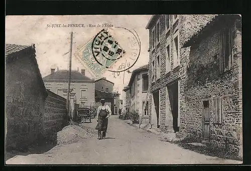 AK St-Just-la-Pendue, Rue de l`École, Strassenpartie