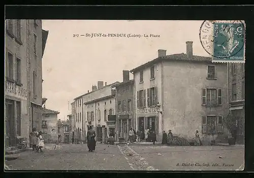 AK St-Just-la-Pendue, La Place