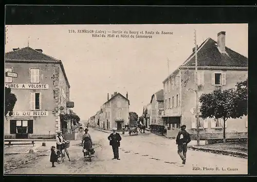 AK Renaison, Sortie du Bourg et Route de Roanne, Hôtel du Midi et Hôtel du Commerce