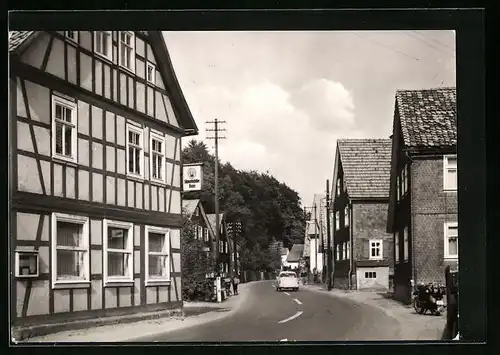 AK Hinternah /Thür. Wald, Strassenpartie mit Gasthaus