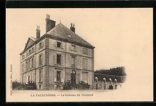 AK La Pacaudière, Le Chateau du Treillard