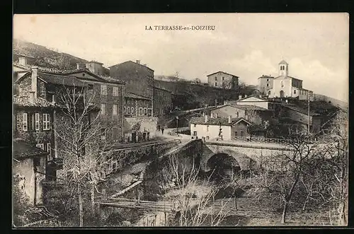 AK La Terrasse-en-Doizieu, Ortsansicht