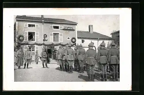 AK Prinz Leopold von Bayern im Gespräch mit Unteroffizieren