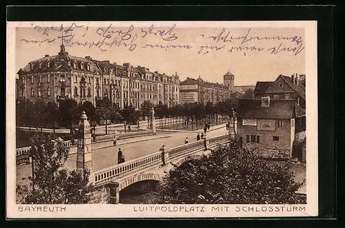 AK Bayreuth, Luitpoldplatz mit Schlossturm, Strassenpartie