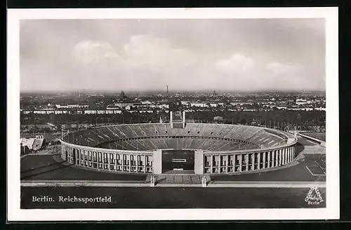 AK Berlin, Reichssportfeld aus der Vogelschau, Olympia