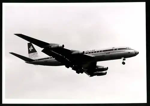 Fotografie Flugzeug Douglas DC-8, Passagierflugzeug der Swissair, Kennung HB-IDB