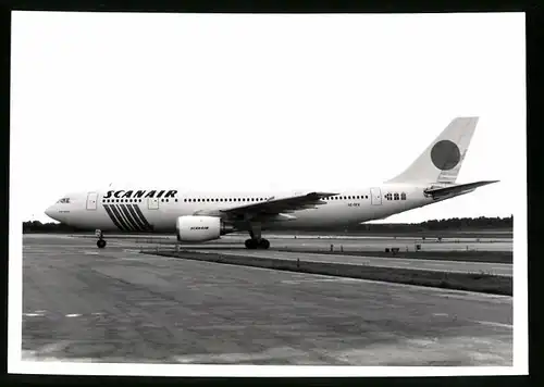 Fotografie Flugzeug Airbus A300, Passagierflugzeug der Scanair, Kennung SE-DFK