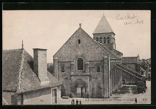 AK La Celle-Bruère, L`Eglise
