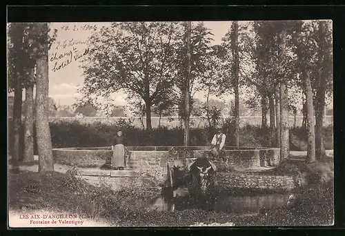 AK Les Aix-D`Angillon, Fontaine de Valentigny