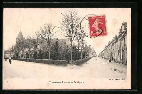 AK Dun-sur-Auron, Le Square