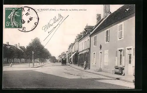 AK Baugy, Place du 14 Juillet, cote Est