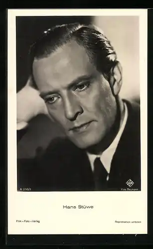 AK Schauspieler Hans Stüwe nachdenklich nach unten blickend