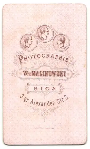 Fotografie W. v. Malinowski, Riga, Gr. Alexander Str. 3, Stattlicher Herr im Anzug mit Bart