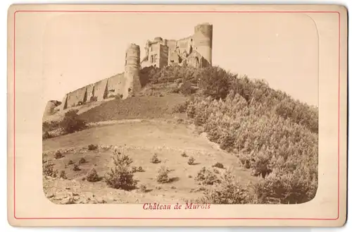 Fotografie unbekannter Fotograf, Ansicht Murol, Blick auf die Ruine der Burg