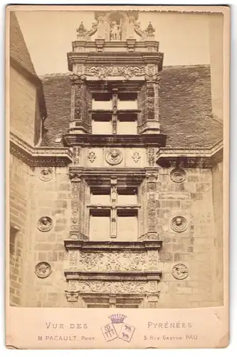 Fotografie M. Pacault, Pau, Rue Gaston 3, Ansicht Pau, Erkerfenster am Schloss Pau