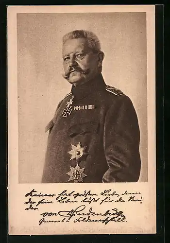 AK Paul von Hindenburg in Uniform mit Orden und Eisernem Kreuz