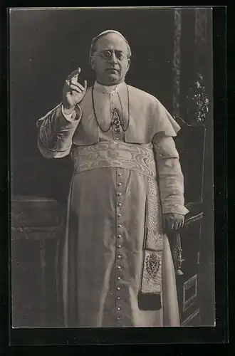 AK Papst Pius XI. während einer Predigt