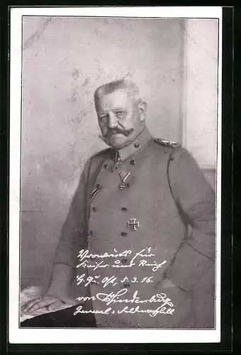 AK Generalfeldmarschall Paul von Hindenburg in Uniform mit Eisernem Kreuz