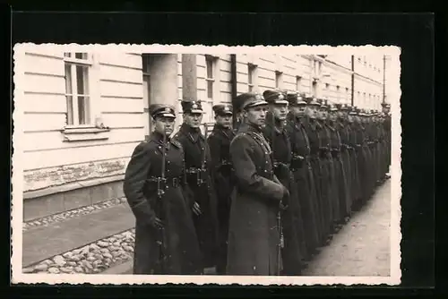 Foto-AK Lettische Soldaten beim Appell