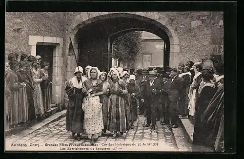AK Aubigny-sur-Nère, Grandes Fetes Franco-Ecossaises - Cortege historique du 15 Aout 1931