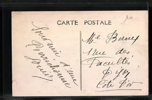 AK Baugy, Place Nationale - La Halle