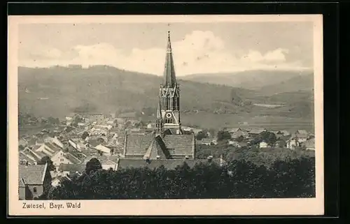 AK Zwiesel /Bayr. Wald, Ortsansicht mit Kirche aus der Vogelschau