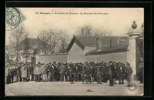 AK Bourges, Fonderie de Canons, La Rentrée des Ouvriers
