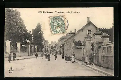 AK Veaugues, La Grande Rue