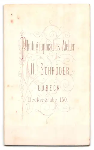 Fotografie H. Schröder, Lübeck, Beckergrube 150, Bürgerlicher Herr mit Zwicker und The Zappa