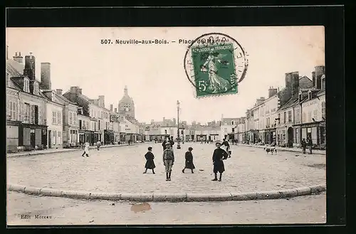 AK Neuville-aux-Bois, Place du Martroi