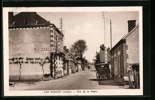 AK Les Bordes, Rue de la Poste